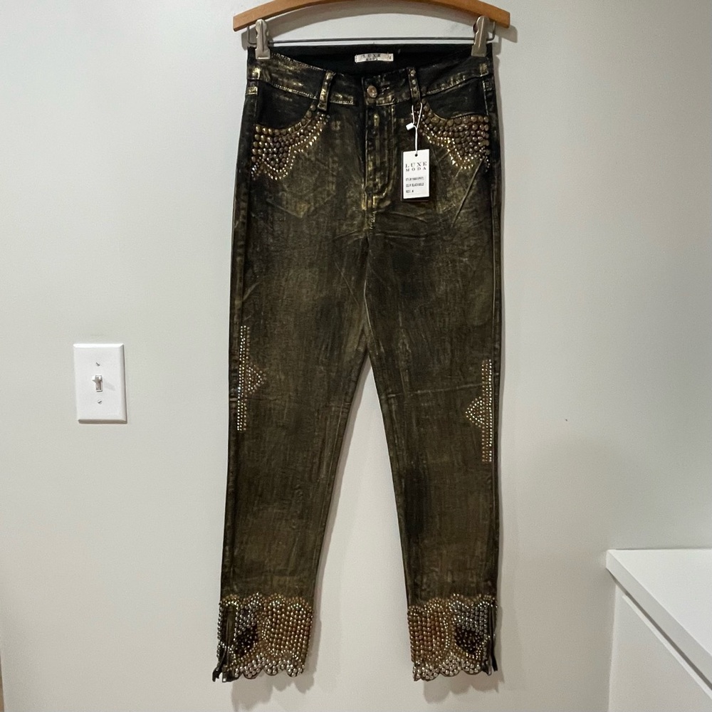 NWT Luxe Moda Embellished Glam Jeans Black Gold Bling Rhinestones Studs Bold